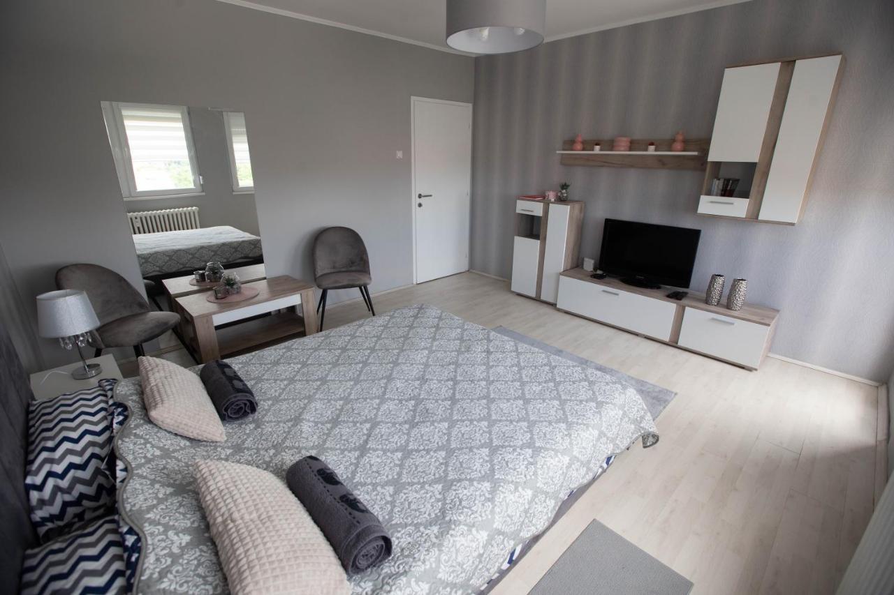 Apartman Danica Суботица Экстерьер фото